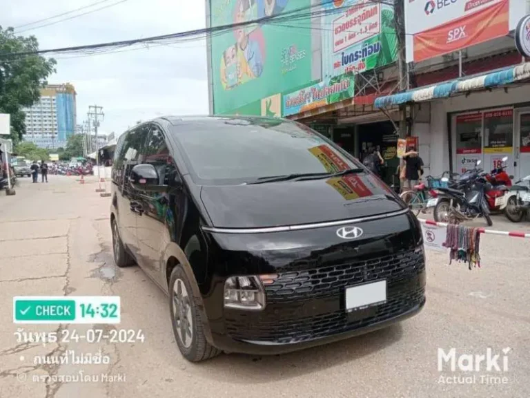 Van_thai_rental_hyundai_staria04